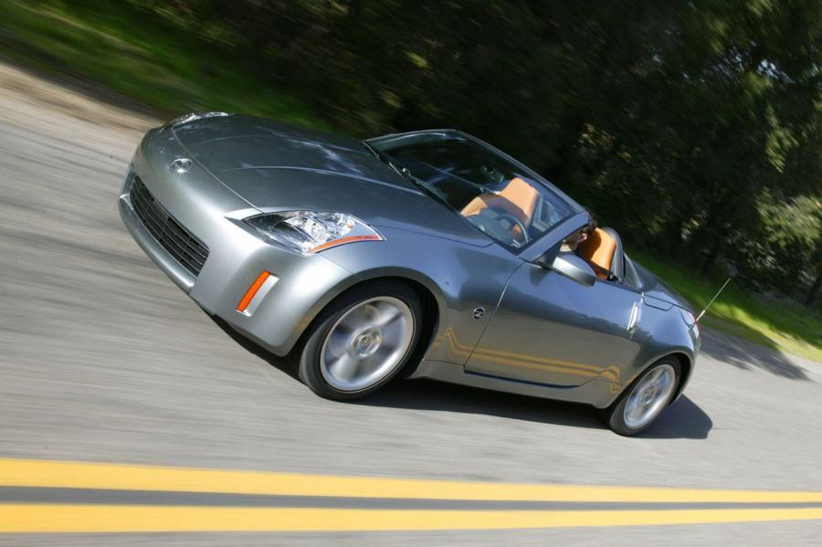  Nissan 350Z 2003 года  (фото 94 из 103)